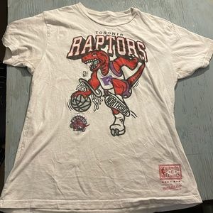 Mitchell and ness Toronto raptors t-shirt